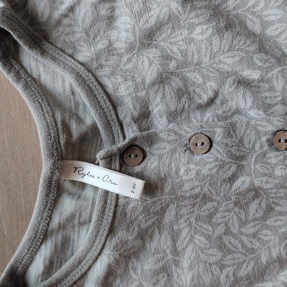 Size 2-3 Rylee & Cru Dress - Picture 3 of 4